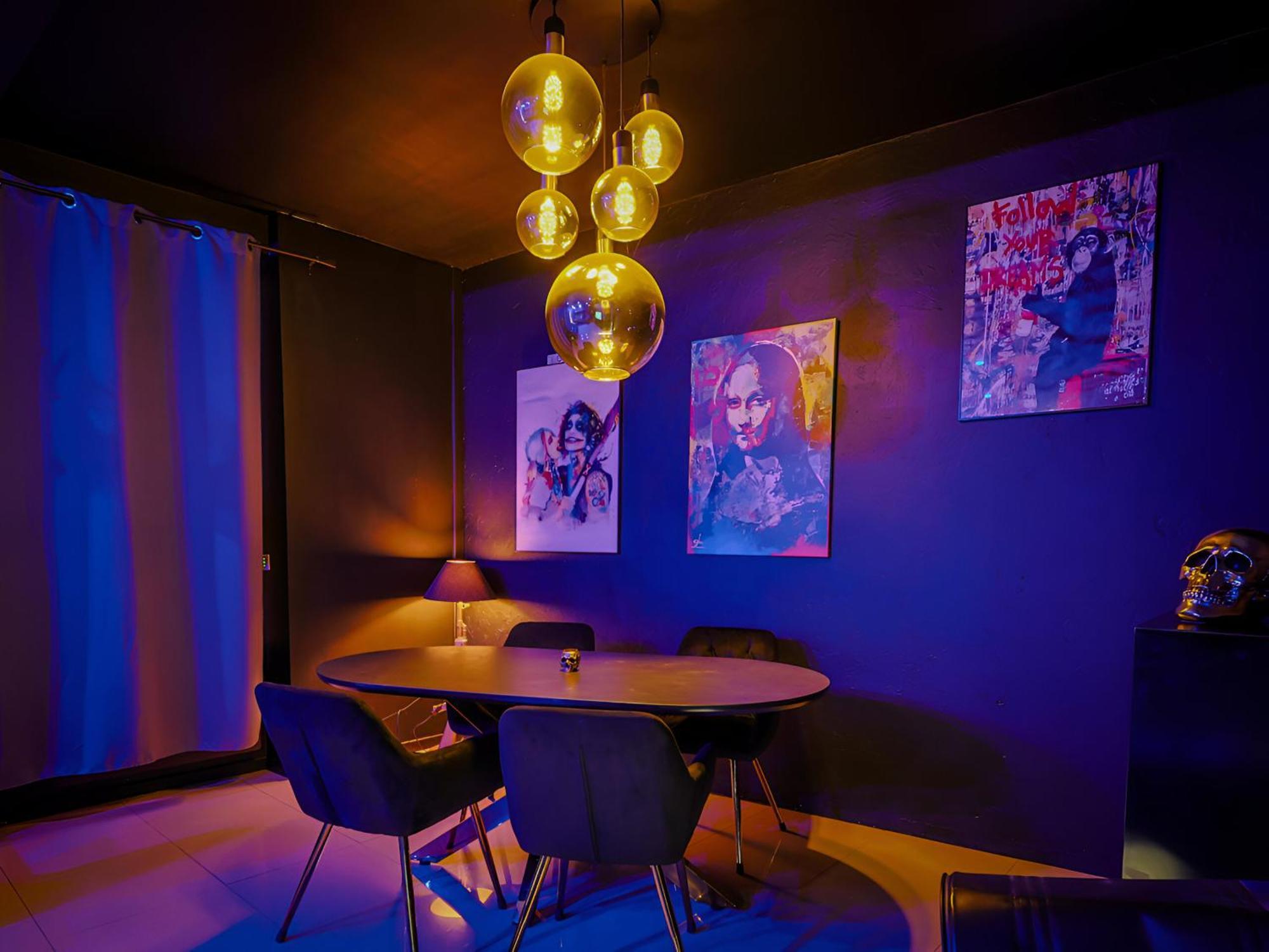 Appartement Pop Art - Asterix,Cdg,Chantilly,Disney La Chapelle-en-Serval Exterior foto